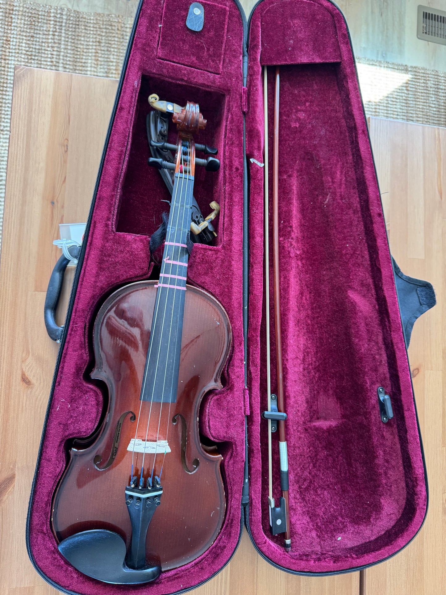 Used 4/4 Violin Package- Genial Violins