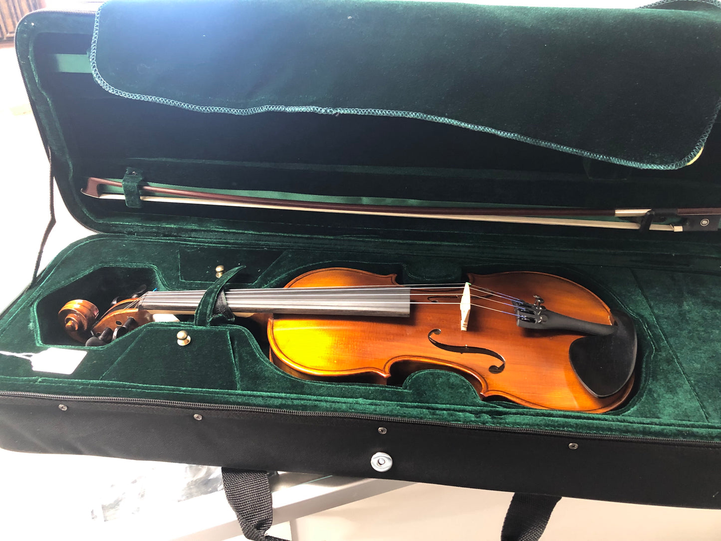 Violin- Cremona SV-500 Premier Artist Violin Outfit